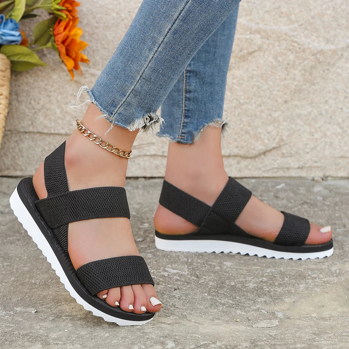 Platte Sandalen Met Elastische Bandjes | Navando 
