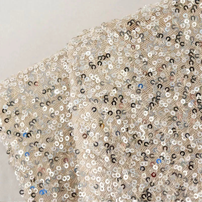 Stijlvolle Pailletten Mini Jurk met Schoudervulling - Amelie