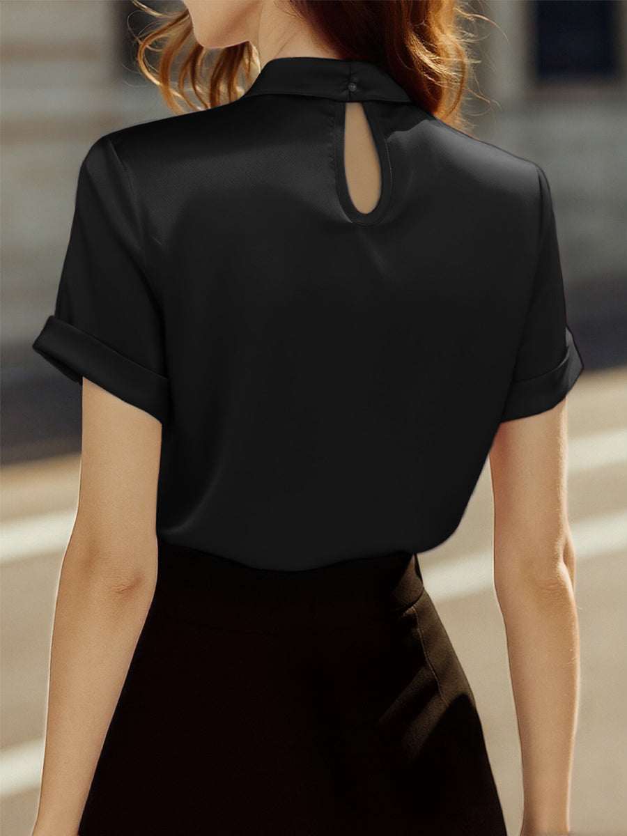 Satijnen Blouse Met Sleutelgatuitsnijding | Navando 