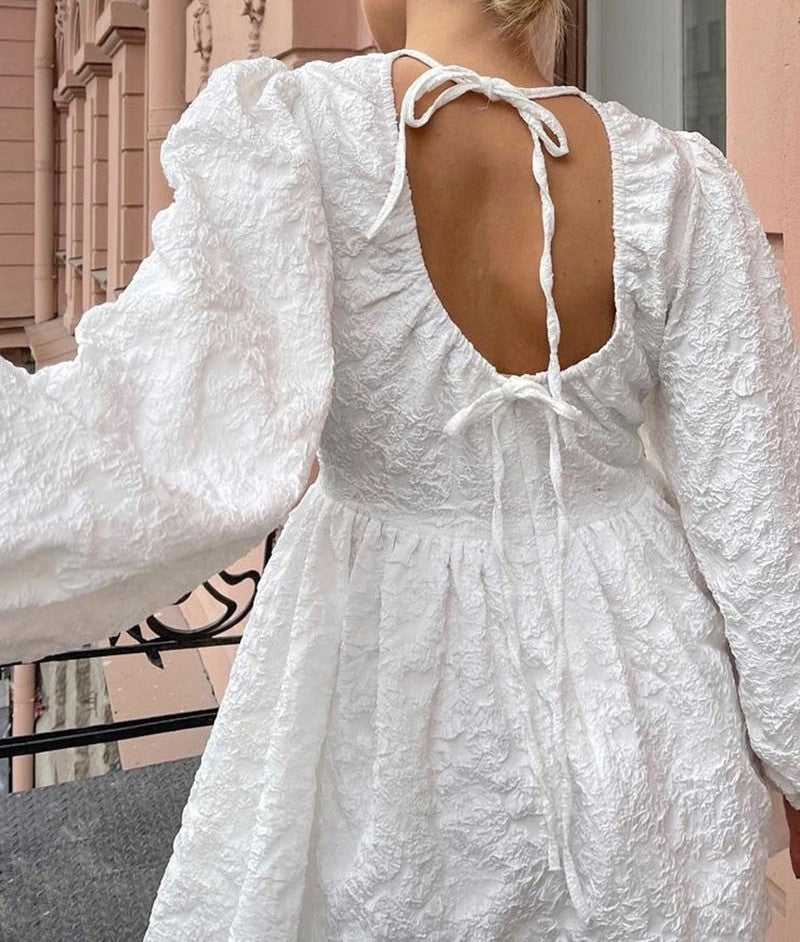 Lola  - Stijlvolle Mini Jurk met Plooien en Pof Mouwen voor Dames