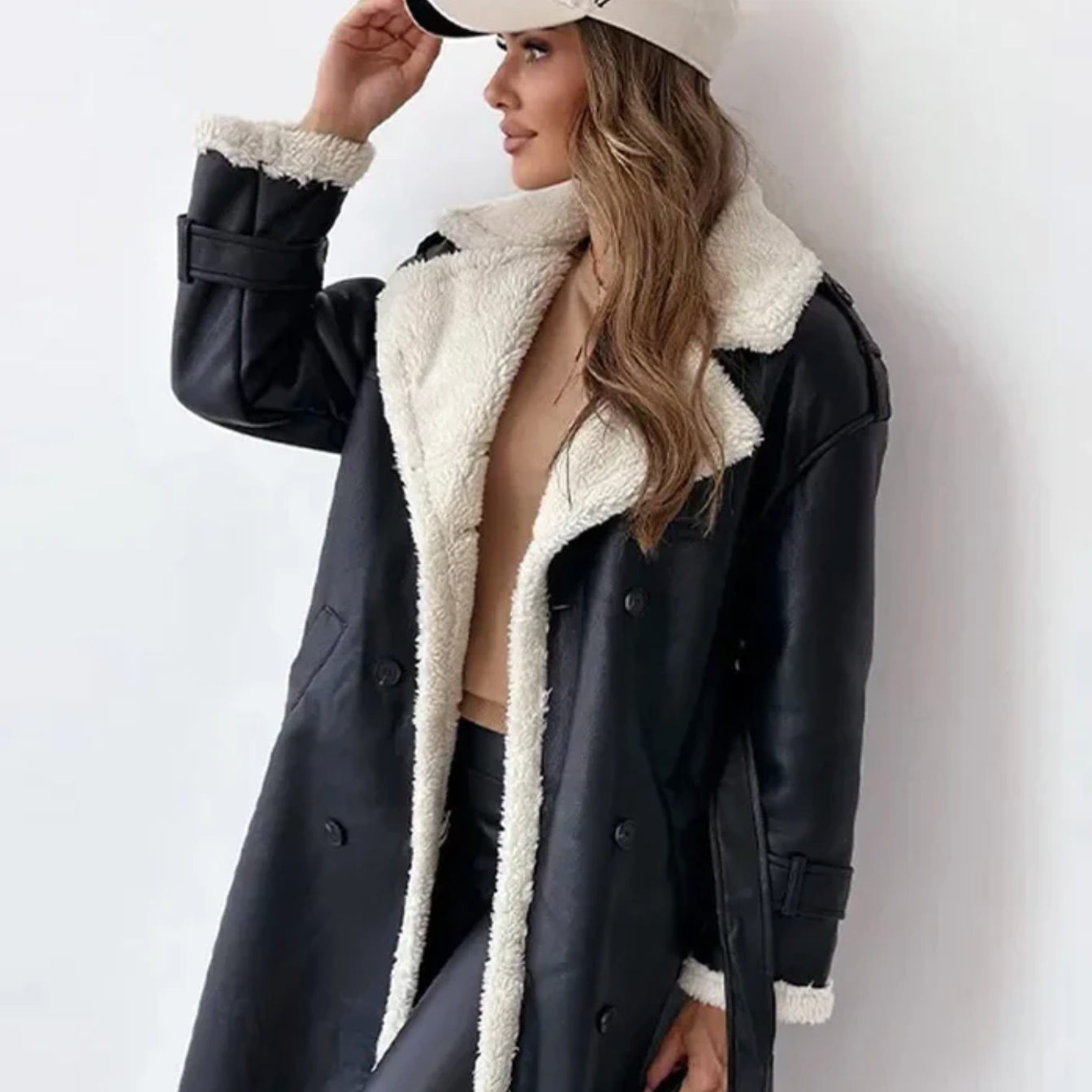Winteras. Dames. Winter. Teddy. Warm. Trenchcoat. Victoria Mae. Nederland. Belgie. Fashion