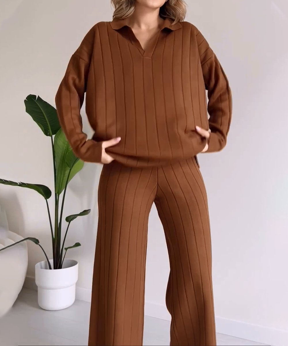 Tweedelige jerseyset | V-hals en geribde stof 6