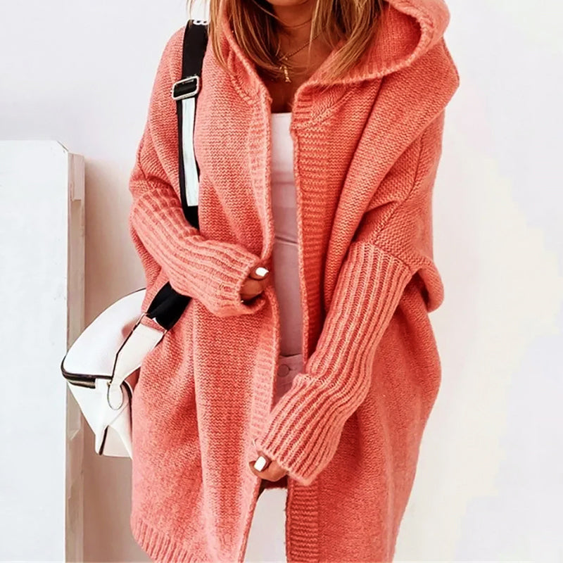 Valentina Rossi | Oversized gebreid vest met capuchon 3
