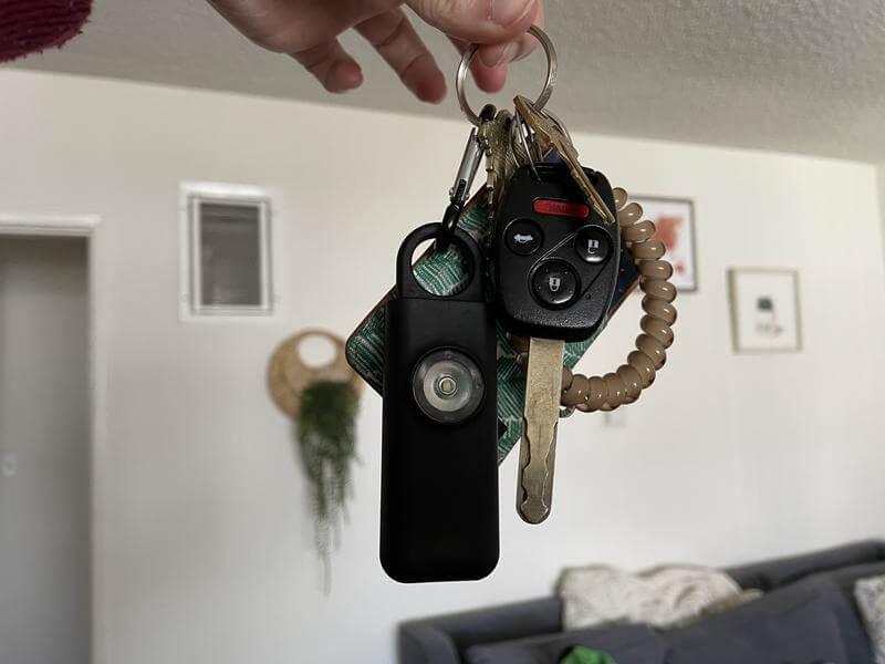 Veiligheid | Persoonlijk alarm sleutelhanger met LED-verlichting 5