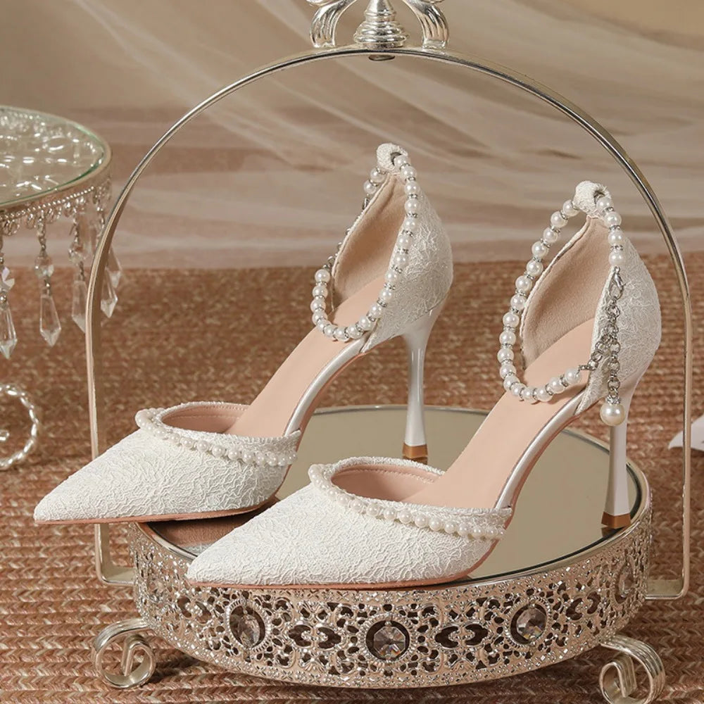 Witte Pumps Met Naaldhak | Navando 