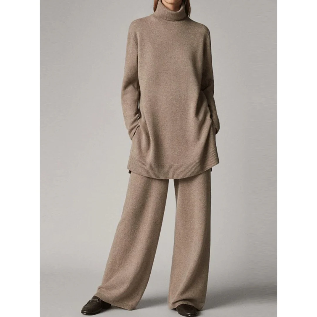 Zoviska | Flatterende tweedelige set met top en broek 1