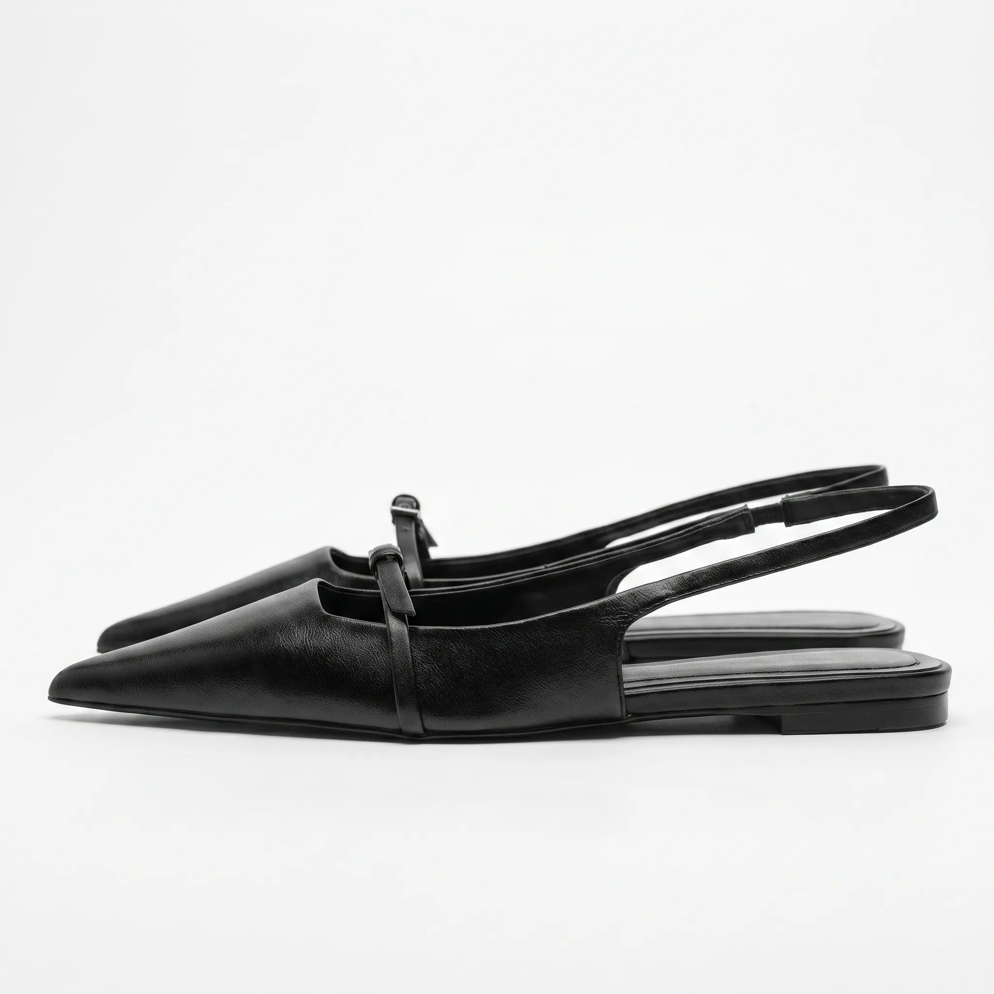 Zwarte Platte Slingback Met Spitse Neus | Navando 
