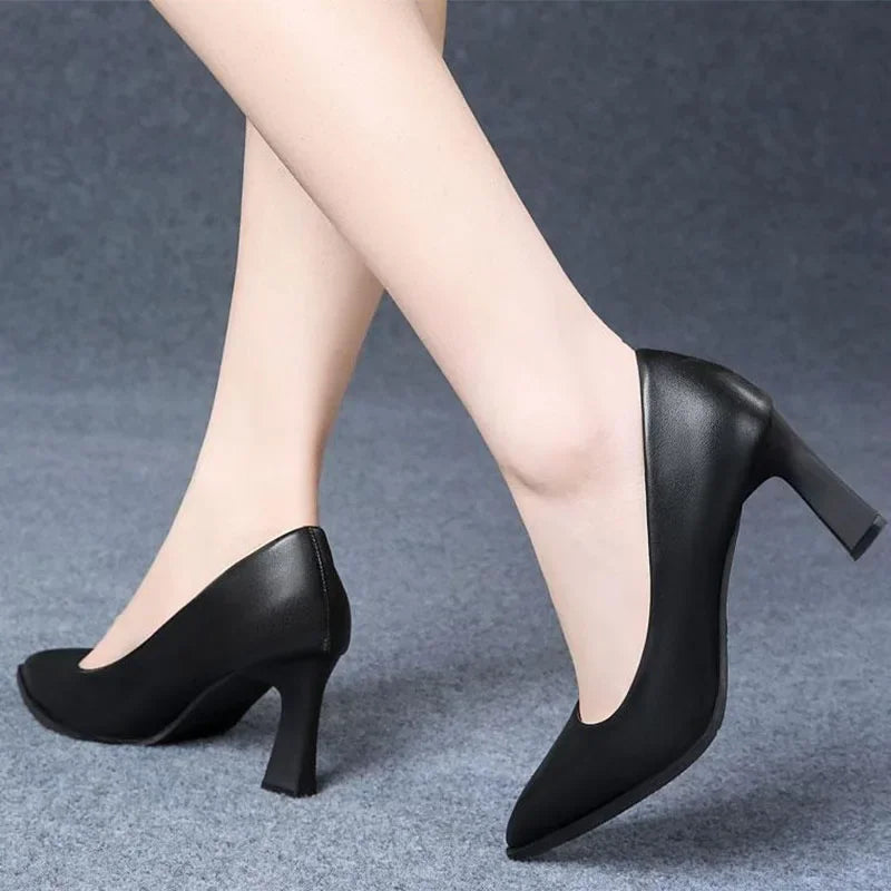 Zwarte Zakelijke Pumps | Navando 