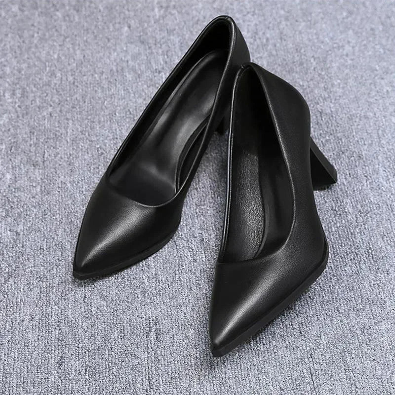 Zwarte Zakelijke Pumps | Navando 