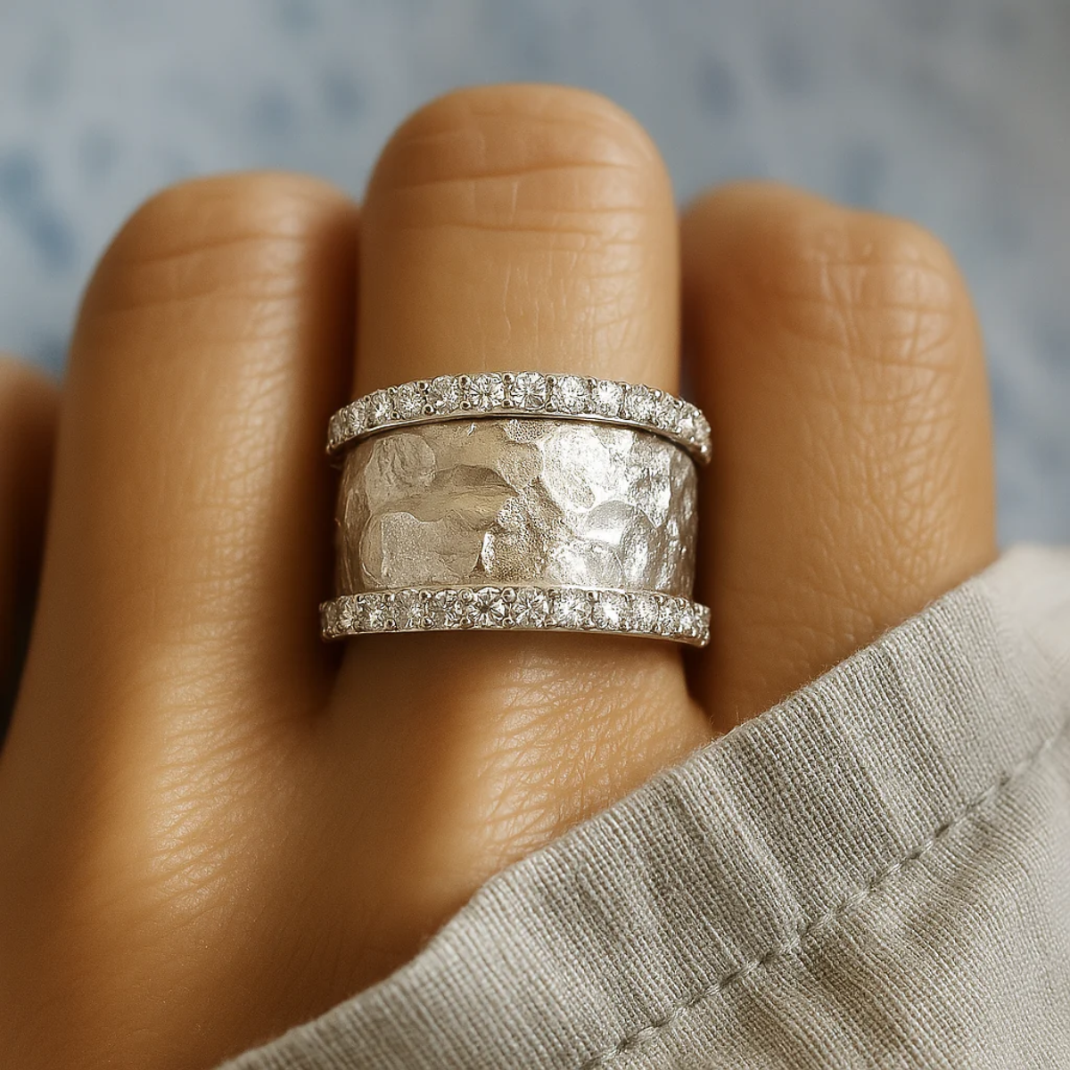Bo | Brede damesring met zirkonia - Zilver