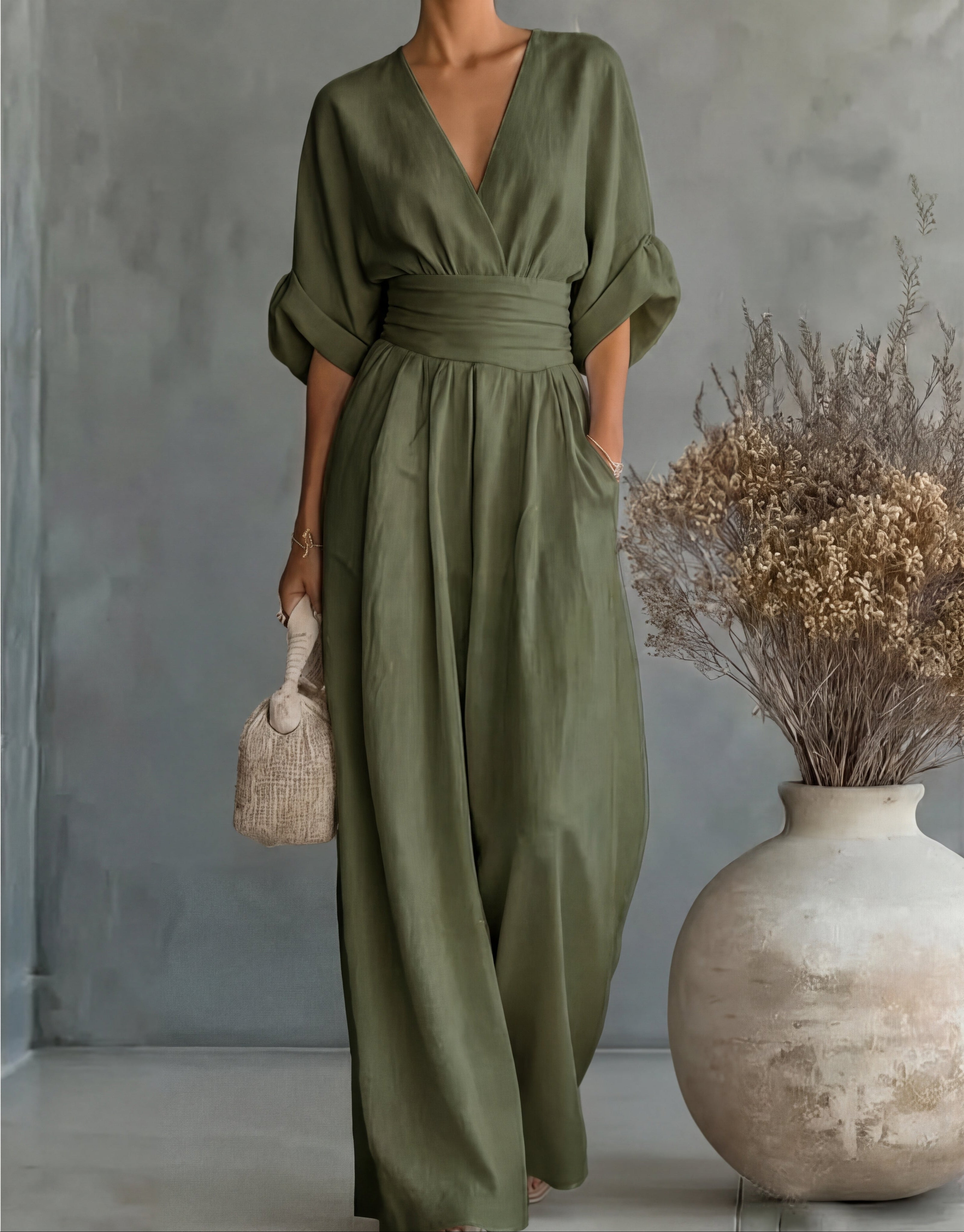 Bregje | Wijde jumpsuit voor dames met V-hals - Groen