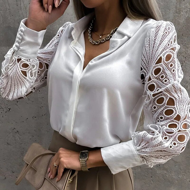 Thalissa - Romantische witte kanten blouse met lange mouwen