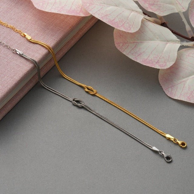 Elske | Minimalistische armband met liefdesknoop - foto 4