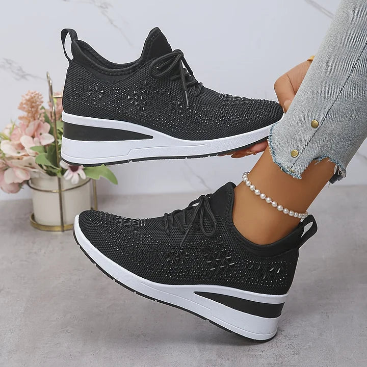 Floortje | Dames sneakers met sleehak - Zwart