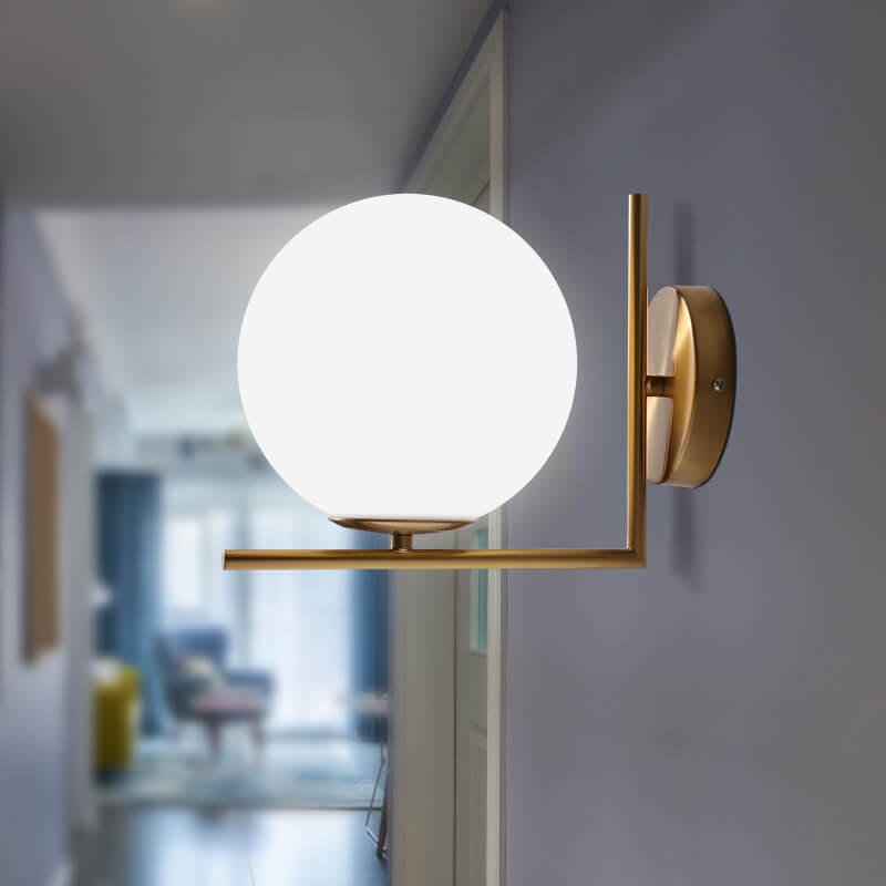 Joost | Messing wandlamp met glazen bol - foto 2
