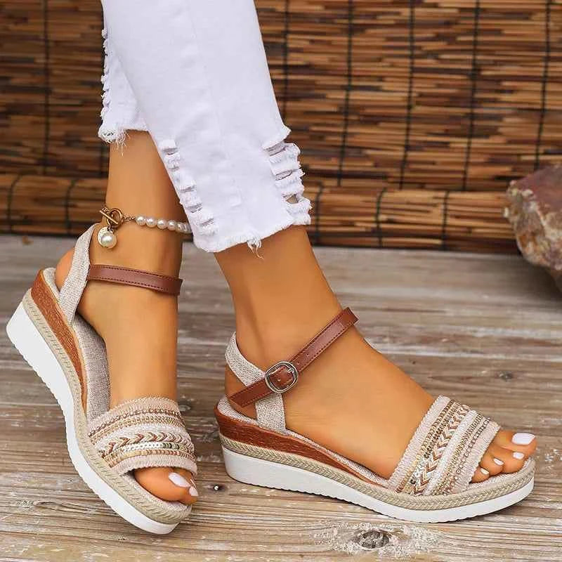 Maaike | Sandalen dames met sleehak en enkelbandje - view 2